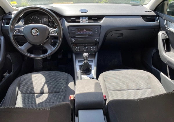 Skoda Octavia cena 29300 przebieg: 253477, rok produkcji 2014 z Wieliczka małe 497